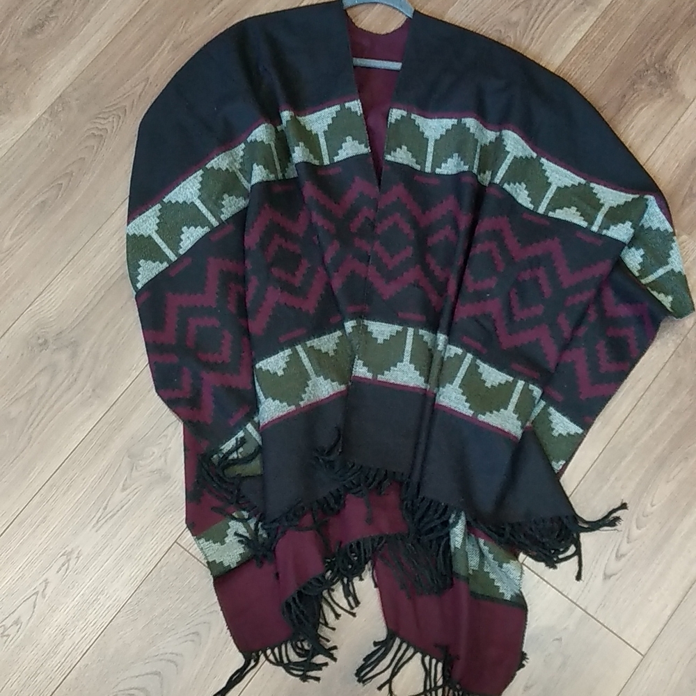 Reversible Shawl / Poncho